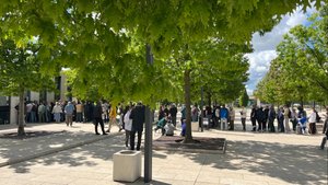 🤔😎🤔Огромная очередь выстроилась за билетами на матч Краснодар Динамо.