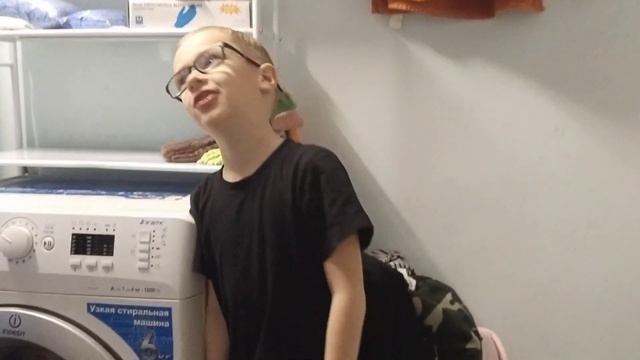 ПОДУШКИ ОЖИЛИ И СТАЛИ НАШИМИ СЛУГАМИ (2 ЧАСТЬ) смотреть онлайн