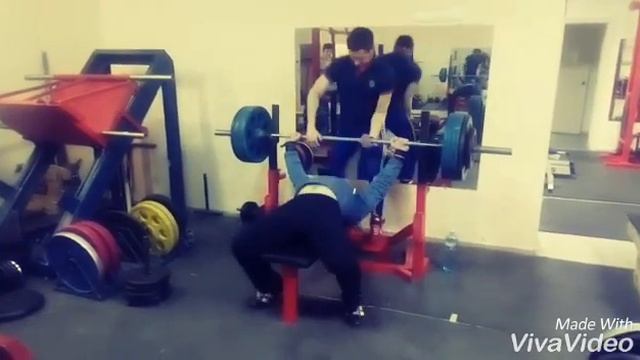 Александр Venom. Жим 150 4 по 4 в рамках сезона 2017 смотреть онлайн