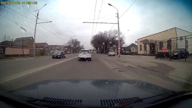 Зачем поворотники и зеркала, вожу как хочу 20190402 102333 смотреть онлайн