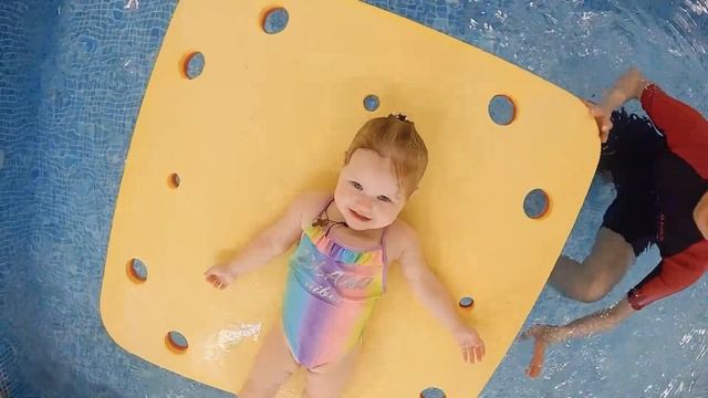 Грудничковое плавание в Ульяновске | АкваДар (май 2022) #15 смотреть онлайн