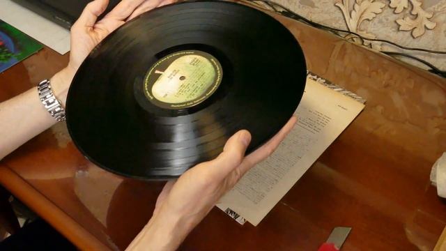 The Beatles "Revolver". Пласт с сюрпризом через "АВИТО". смотреть онлайн