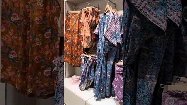 Париж Прогулка « облизывать витрины » смотреть онлайн