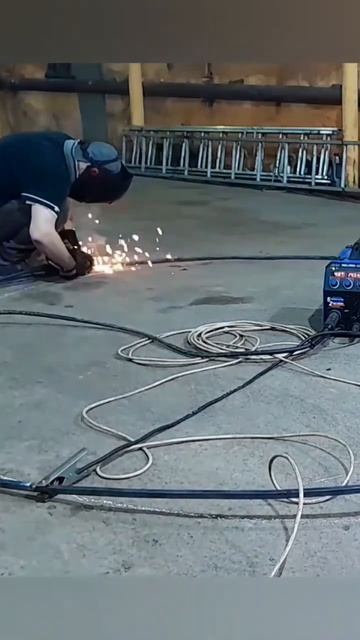 Каркас #сварка #изметалла #люстра смотреть онлайн