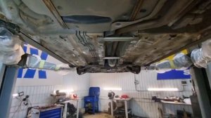 В Автосервисе KraftTech #krafttechservise Mercedes-Benz антикоррозийная обработка.