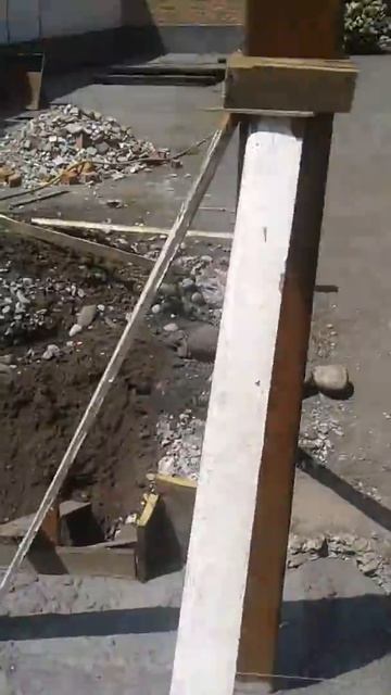 Как поставить трубы под ворота. смотреть онлайн