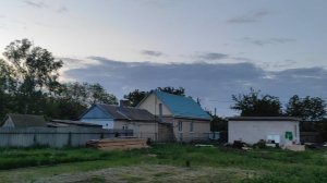 Натянули потолок