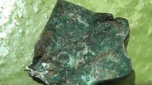 Дробница-цветочек, сделанная мастером, жившим на территории раскопа по улице Измайлова, 48