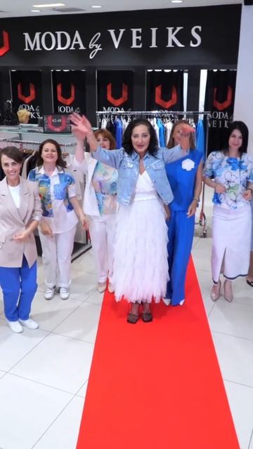 Красивая стильная женская одежда #moda_by_veiks #шопинг #рас смотреть онлайн