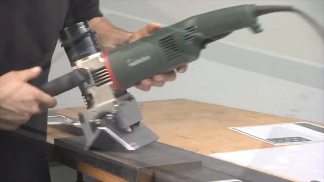 КРОМОЧНЫЙ ФРЕЗЕР METABO KFM 16 15 F НАСТРОЙКА И ОБРАБОТКА ЛИС смотреть онлайн