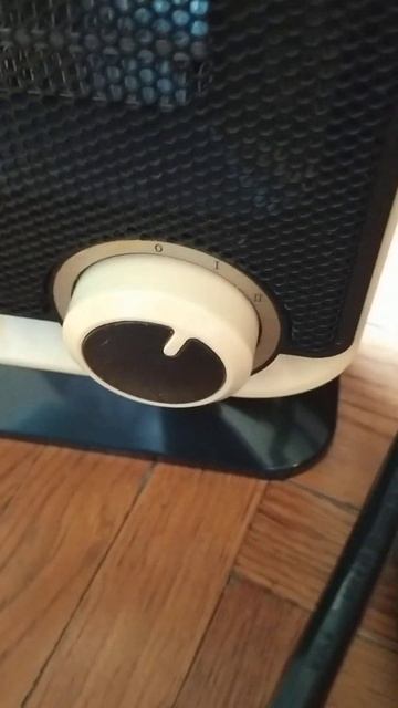 Бензогенератор Днепр М. Работа ЭКО режима. смотреть онлайн