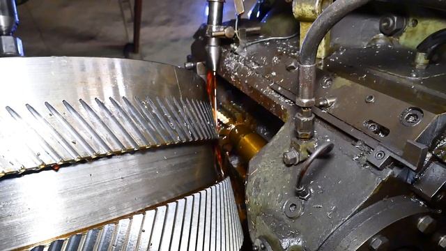 Зубонарезание шевронной шестерни prommashz@mail ru смотреть онлайн