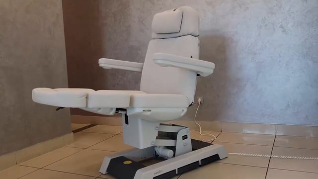 Weelko Galea   кушетка преміум класу смотреть онлайн