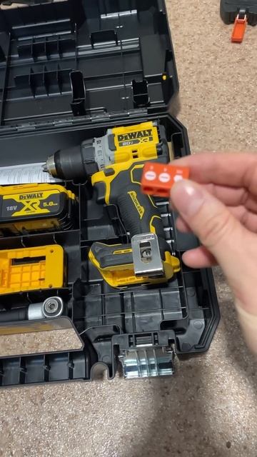 Удобное решение для ящика DEWALT DCD800,DCF850 смотреть онлайн