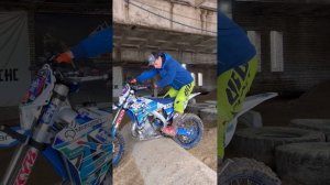 ⚡️ 17 серия - СТОЙКА или как управлять мотоциклом стоя