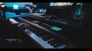 State Azure Ambient Piano Improvisation (Noire)