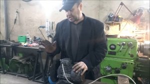 Самодельное точило из асинхронного двигателя.