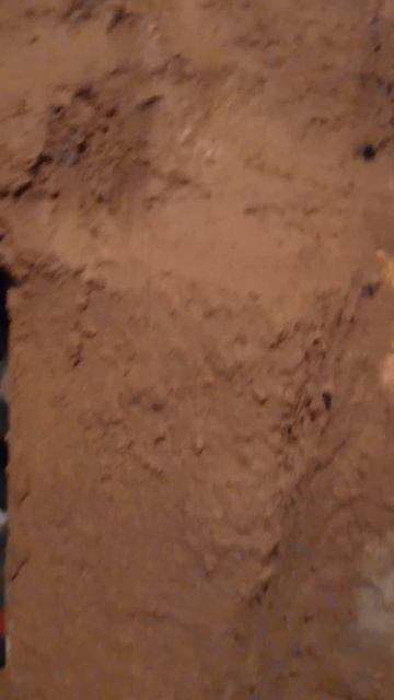 Этот кирпич важный элемент коленца печной трубы, пото? смотреть онлайн