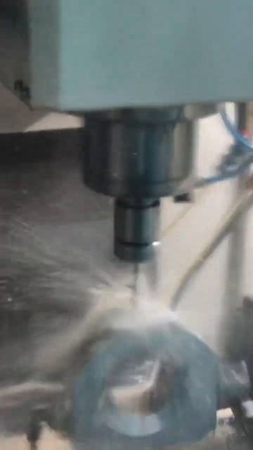 ЧПУ: Сверлим крепежные отверстия смотреть онлайн