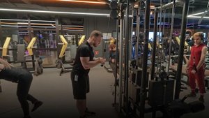 Разгибание на трицепс в кроссовере, техника выполнени