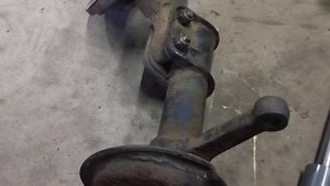 Как поменять передний амортизатор стойку картридж на