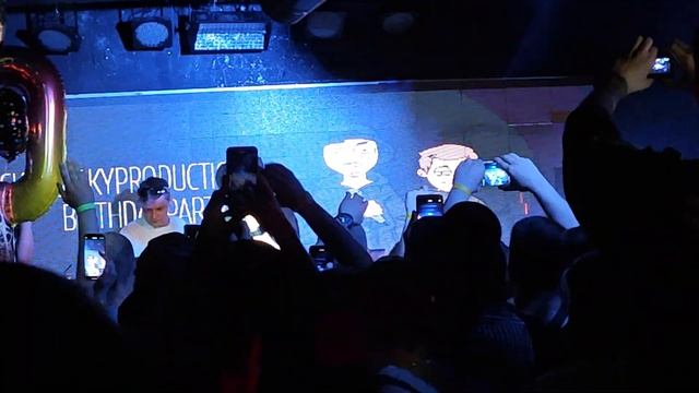 Заги Бок ft. LuckyProduction – Ящер Играет в Ящик смотреть онлайн