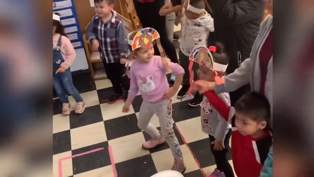 Happy thanksgiving day. День благодарения.Shukronalik kuni.