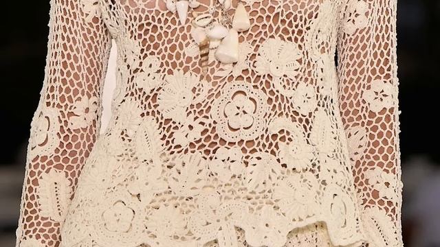 🌼 ИДЕИ ДЛЯ ВЯЗАНИЯ С ПОДИУМА - ЛЕТО 2025 - спицами и крюч? смотреть онлайн