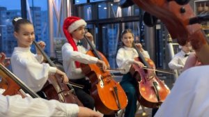 Л.Бекман В лесу родилась елочка исп.ансамбль виолонче?