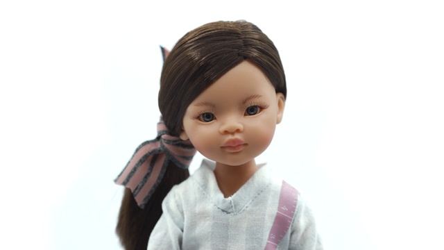 Кукла Paola Reina Мали, швея, 32 см смотреть онлайн