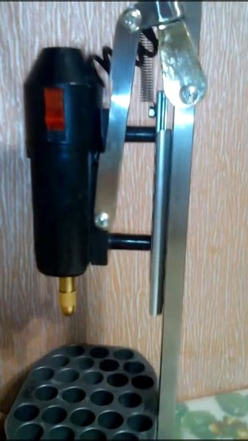 Мини сверлильный станочек своими руками. смотреть онлайн