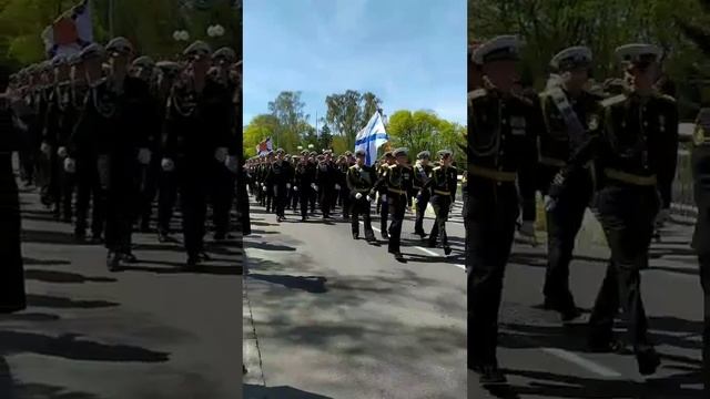 Марш русских офицеров в честь дня ПОБЕДЫ!!!!!🙂🤗🥰🥂🍾 смотреть онлайн