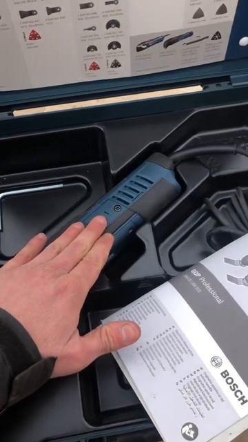 Резак BOSCH GOP 300 SCE тушка + кейс смотреть онлайн