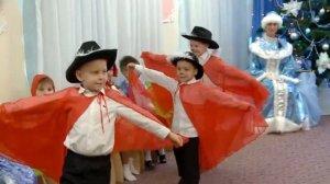 Танец Коты в сапогах старшая группа