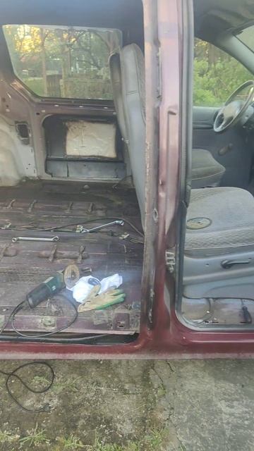 Два часа мучений а без болгарки никак))))) смотреть онлайн