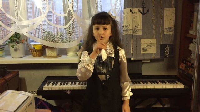 Солнечный круг А.Островский, Л. Ошанин, исп. Мария Кузнецова (8лет) в усл. самоизоляции #поемдома