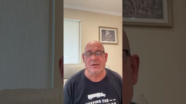 Обменяю шило на мыло популисты в атаке.