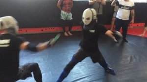 ЧТО ТАКОЕ НОЖЕВОЙ БОЙ? ПОЧЕМУ МЫ НЕ ВЕРИМ В САМООБОРОН?