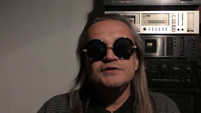 SNOB : Новая песня Максима Кожанова ( ex-Зеркала ). смотреть онлайн