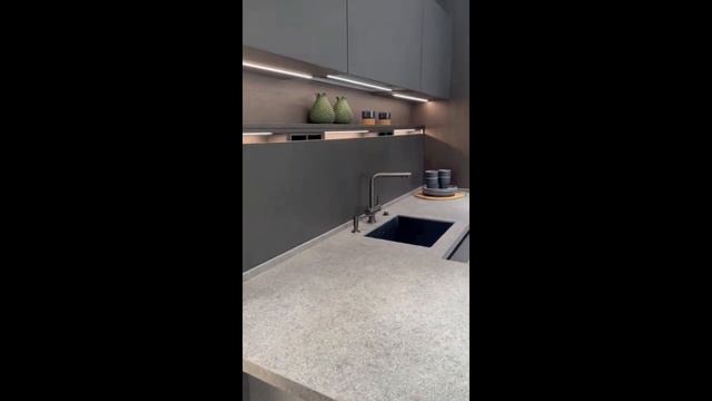 Моторизированный ФАРТУК на кухне невысокий смотреть онлайн