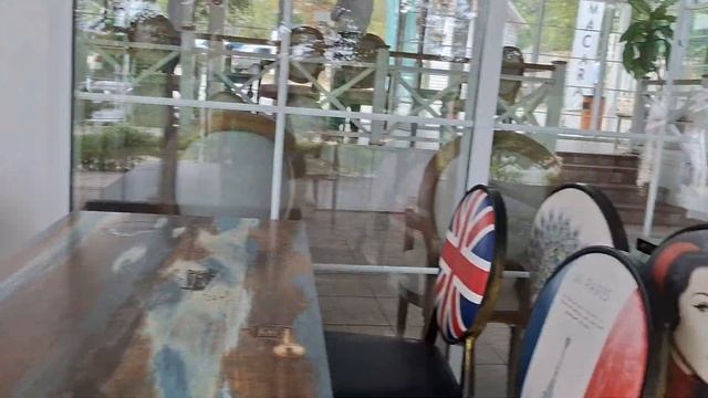 Зона отдыха Macara Lake Park. Губа. Необычные стулья смотреть онлайн