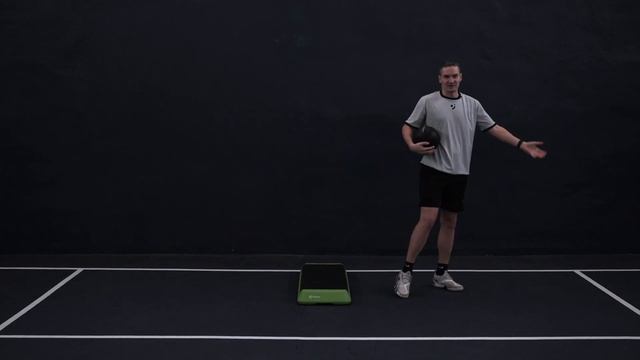 Увеличиваем силу нашего удара на упражнениях с медбол смотреть онлайн