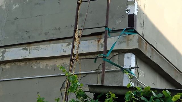 Стяжка 🏡 дома. Второй этаж. Третья стойка стоит. смотреть онлайн