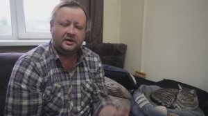 У меня интересная спокойная размеренная жизнь Читаю комментарии зрителей и отвечаю на вопросы