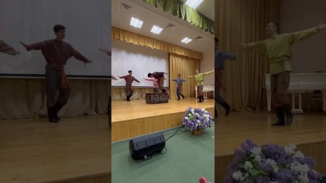 Выступление Заслуженного коллектива народного творчества РФ хореографического ансамбля «Вензеля»
