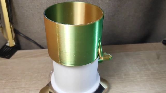 Горшок подставка с ножками