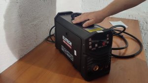 Cварочный инвертор ELITECH HD WM 200 SYN Заводской брак