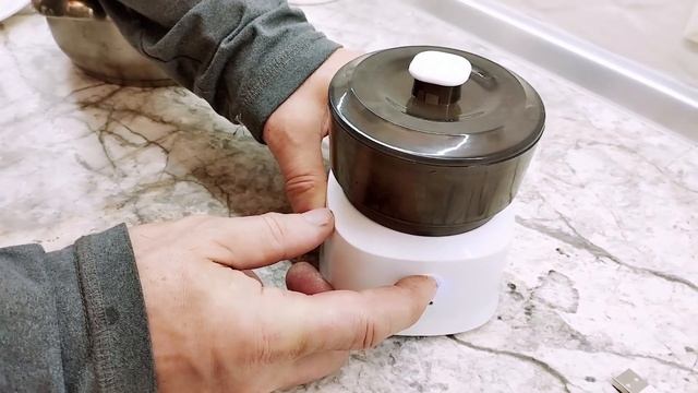 Беспроводной электрический мини измельчитель