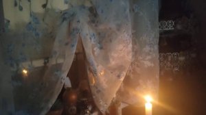 ...не задернутых гардин...