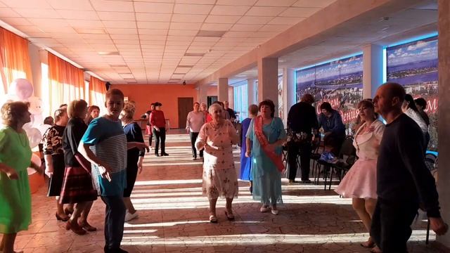 Я принесу тебе розы любви